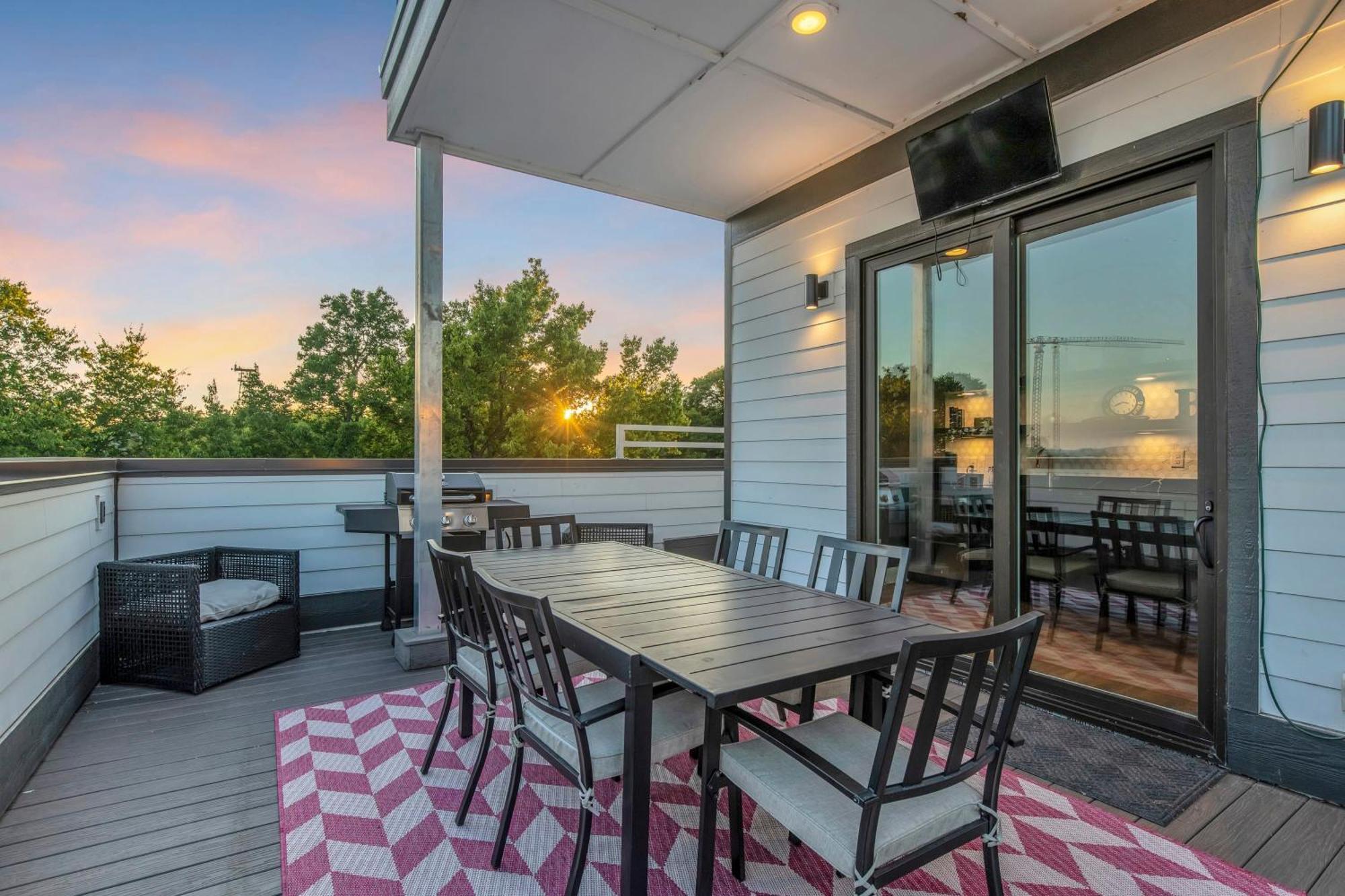 Вилла Dolly'S Big House - 18 Beds Skydeck Views Нэшвилл Экстерьер фото